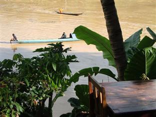 لوانغ برابانغ Riverside Guesthouse المظهر الخارجي الصورة