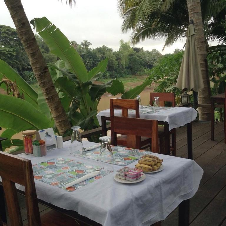 لوانغ برابانغ Riverside Guesthouse المظهر الخارجي الصورة